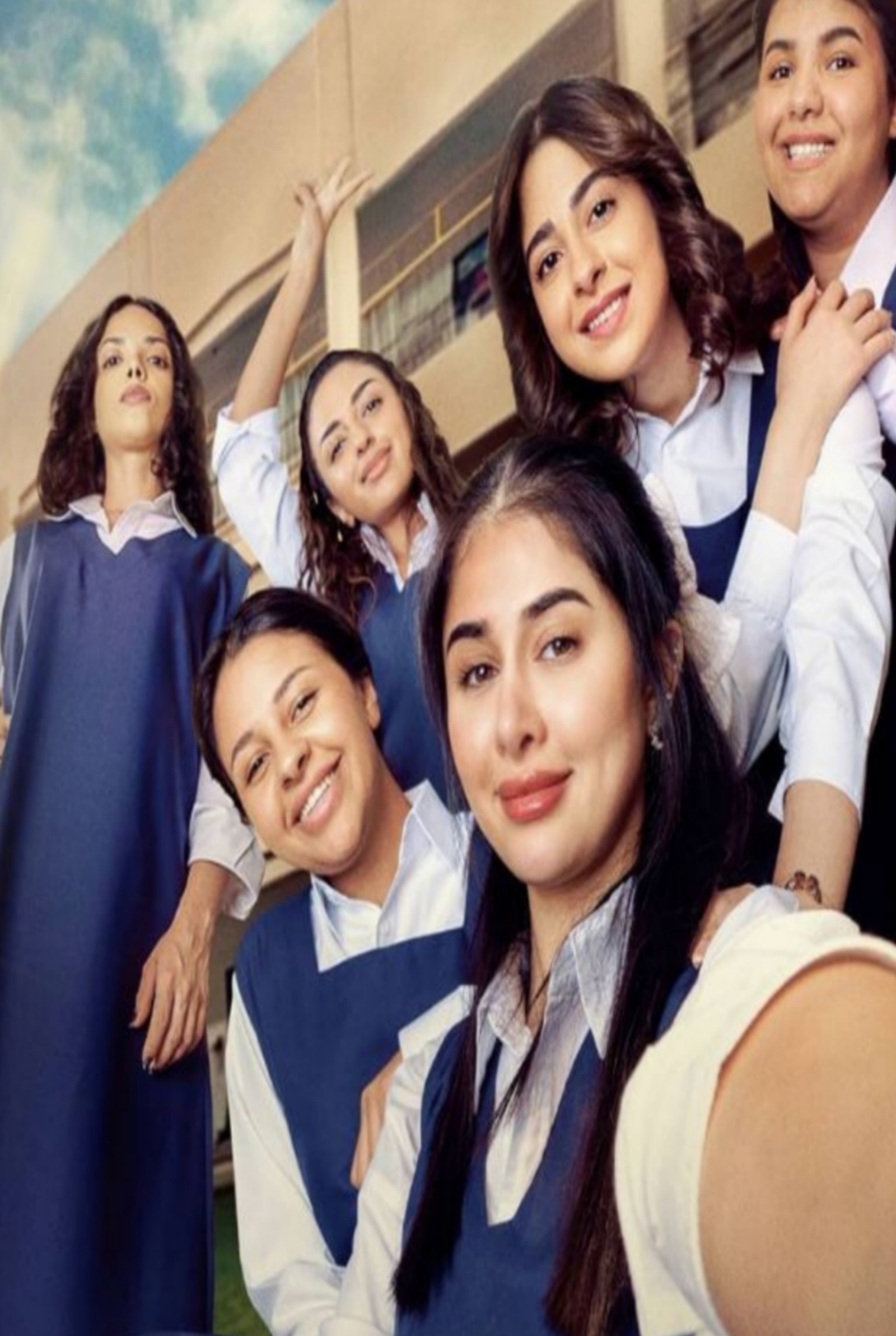 مسلسل بنات الثانوي الموسم الثاني الحلقة 1 
