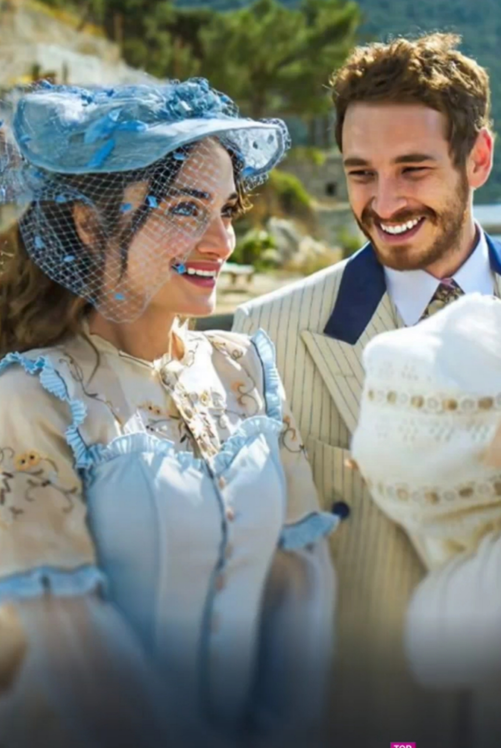 مسلسل عائلة شاكر باشا مدبلج
