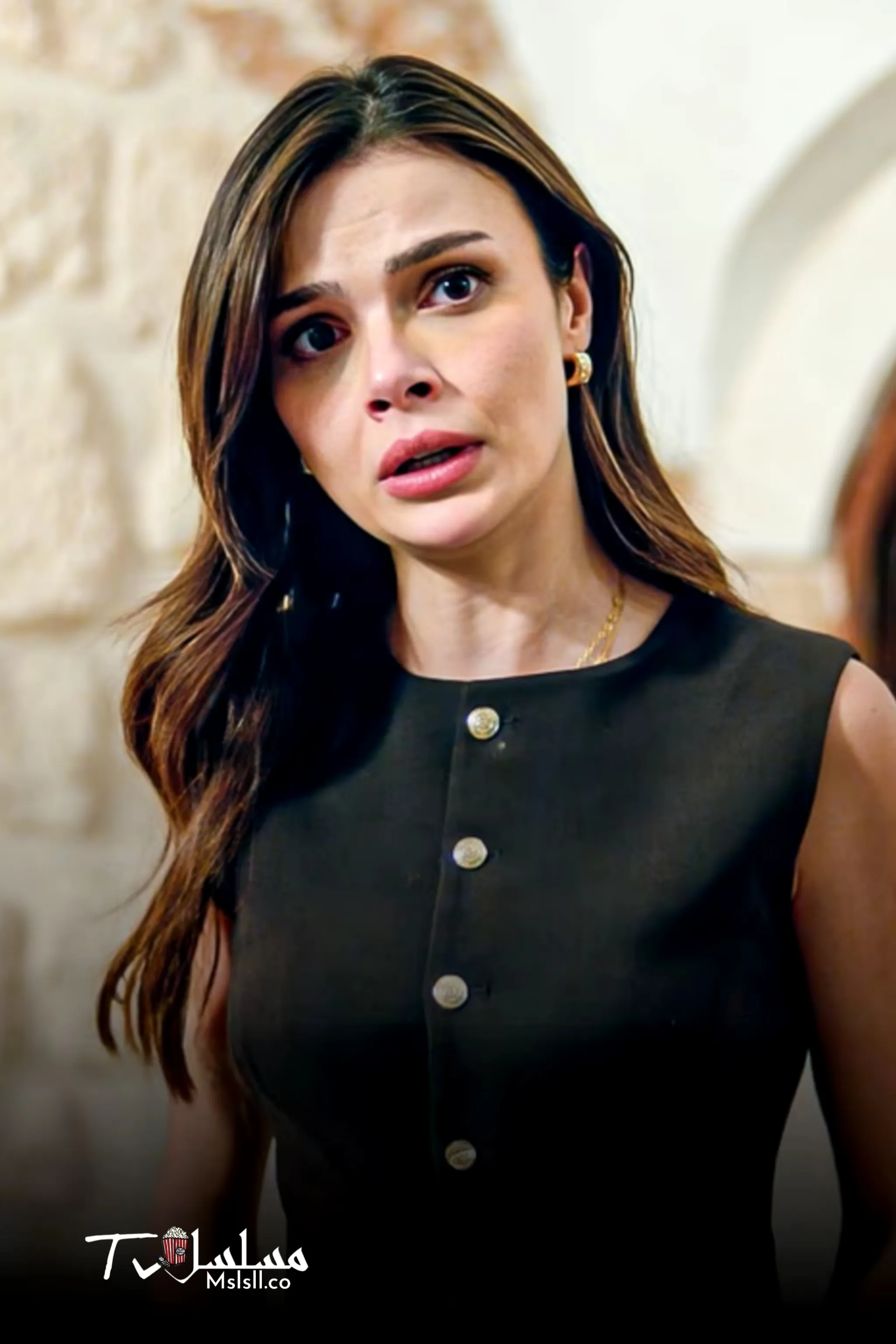 مسلسل المدينة البعيدة مدبلج
